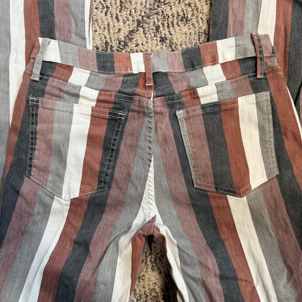 Striped Flare & Wide Leg Jeans - Picture 4 of 9